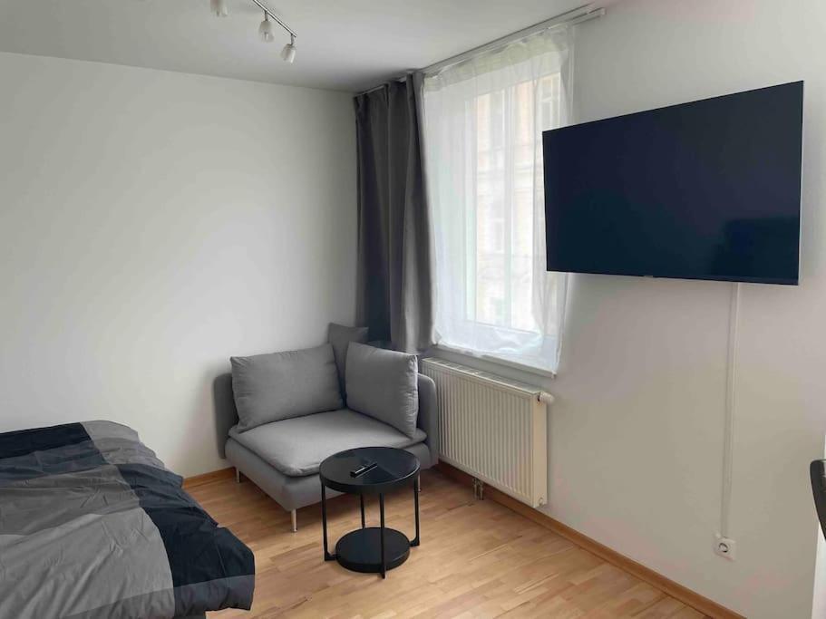 Apartment Next To Mariahilferstrasse Vienna Exterior photo